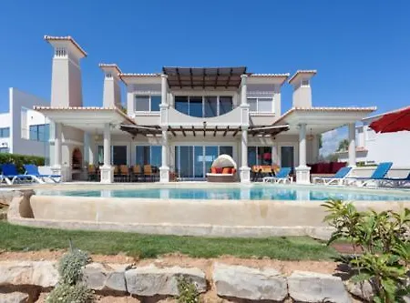 Sleeps 12 Pool Air Con Wifi *