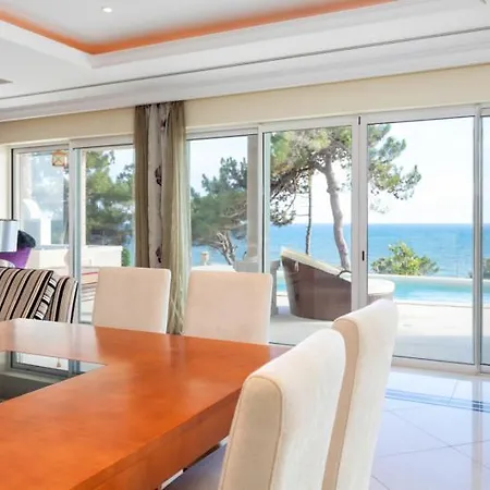 Sleeps 12 Pool Air Con Wifi * Vale do Lobo