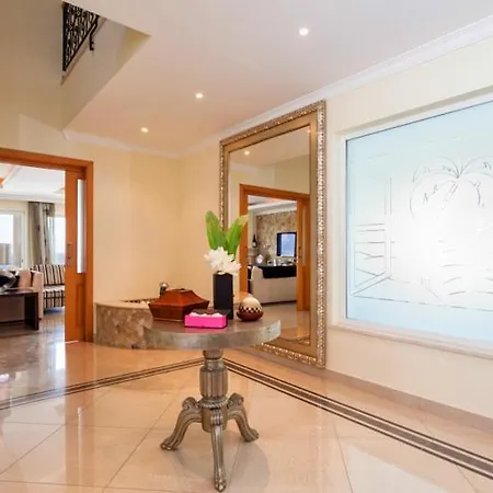 Sleeps 12 Pool Air Con Wifi Βίλα